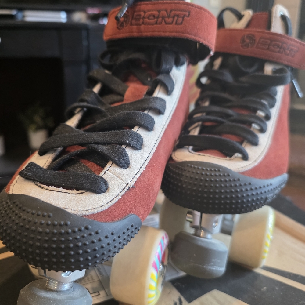 Bont Red Roller Skates Parkstar DERBY outdoor Metal Size 5 - Picture 8 of 10